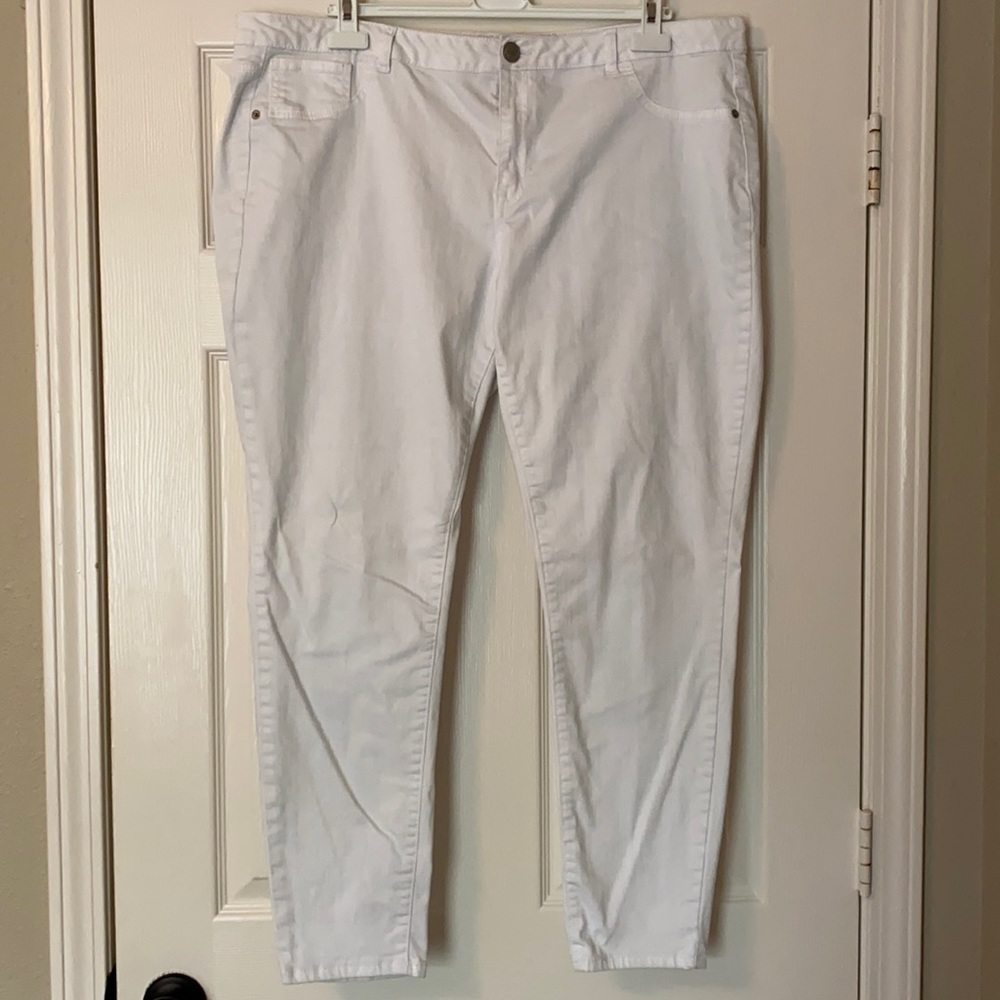 Lane Bryant White Skinny Jeans Size 22